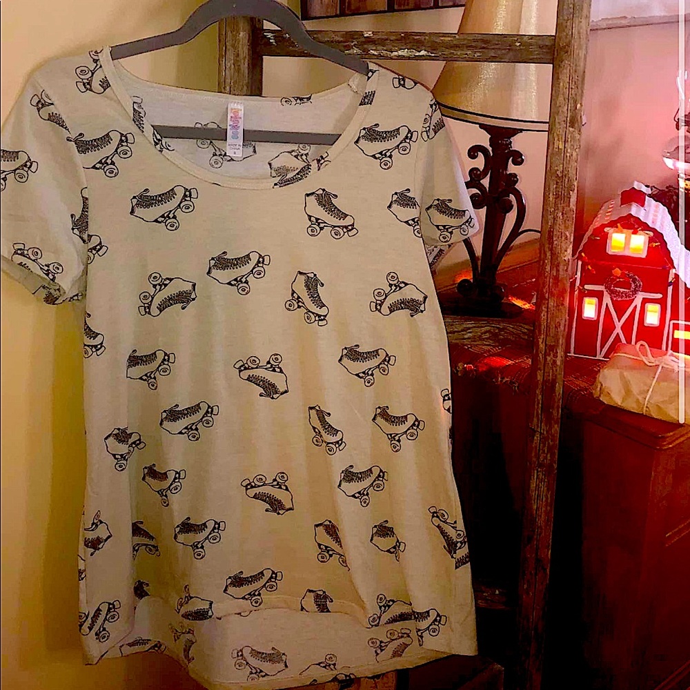 Lularoe Rollerskate Perfect T sz small